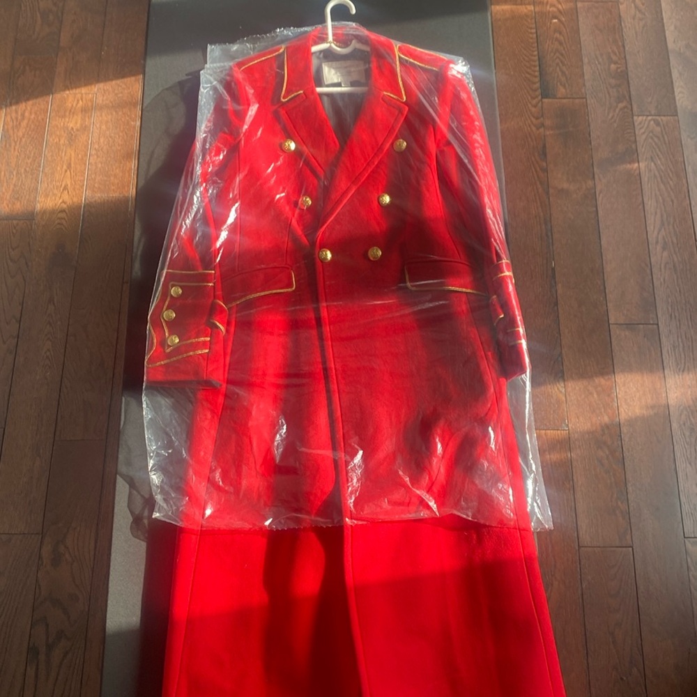 Olivia Palermo Bannana Republic